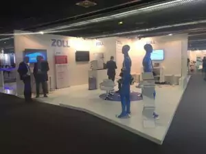Messestand von ZOLL mit Kaffeebar beim Heart Failure Congress in Paris